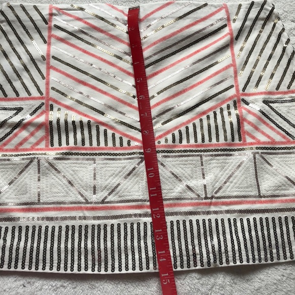 ☘️☘️ NWOT Express sequin mini skirt - Picture 6 of 8